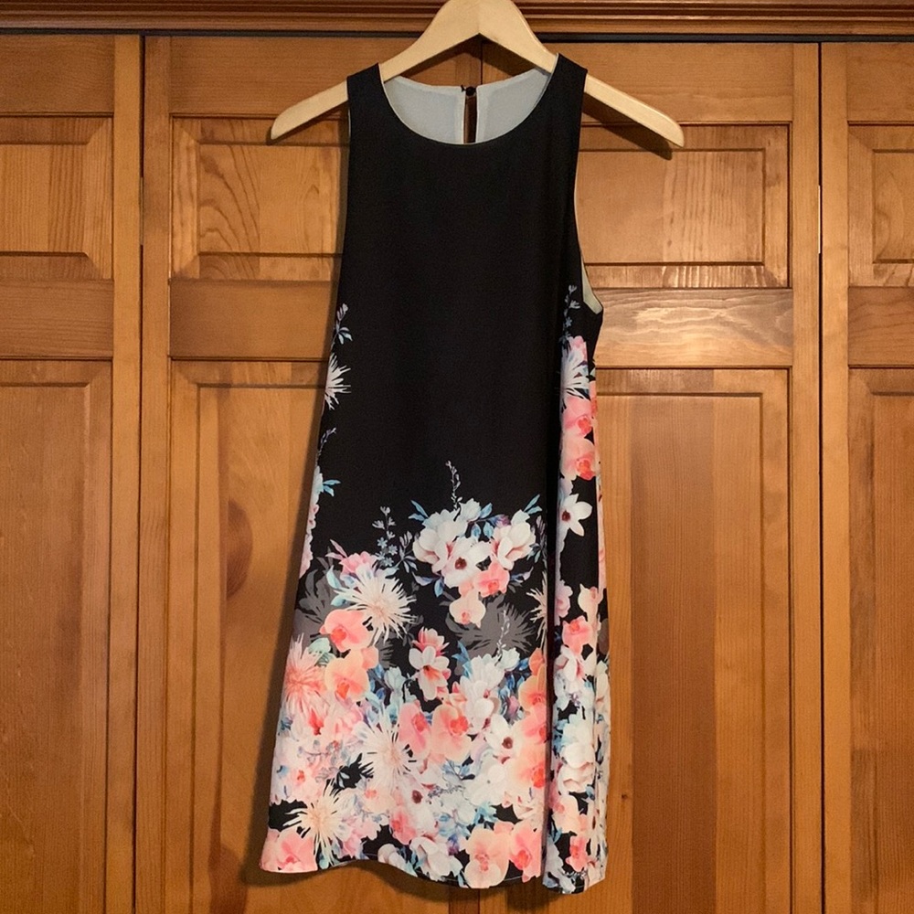 Fun flowered dress!